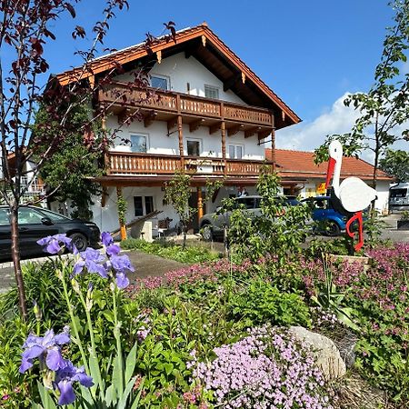 Ihre Ferienwohnung Bayrisch Mehr... Gstadt am Chiemsee Exterior photo