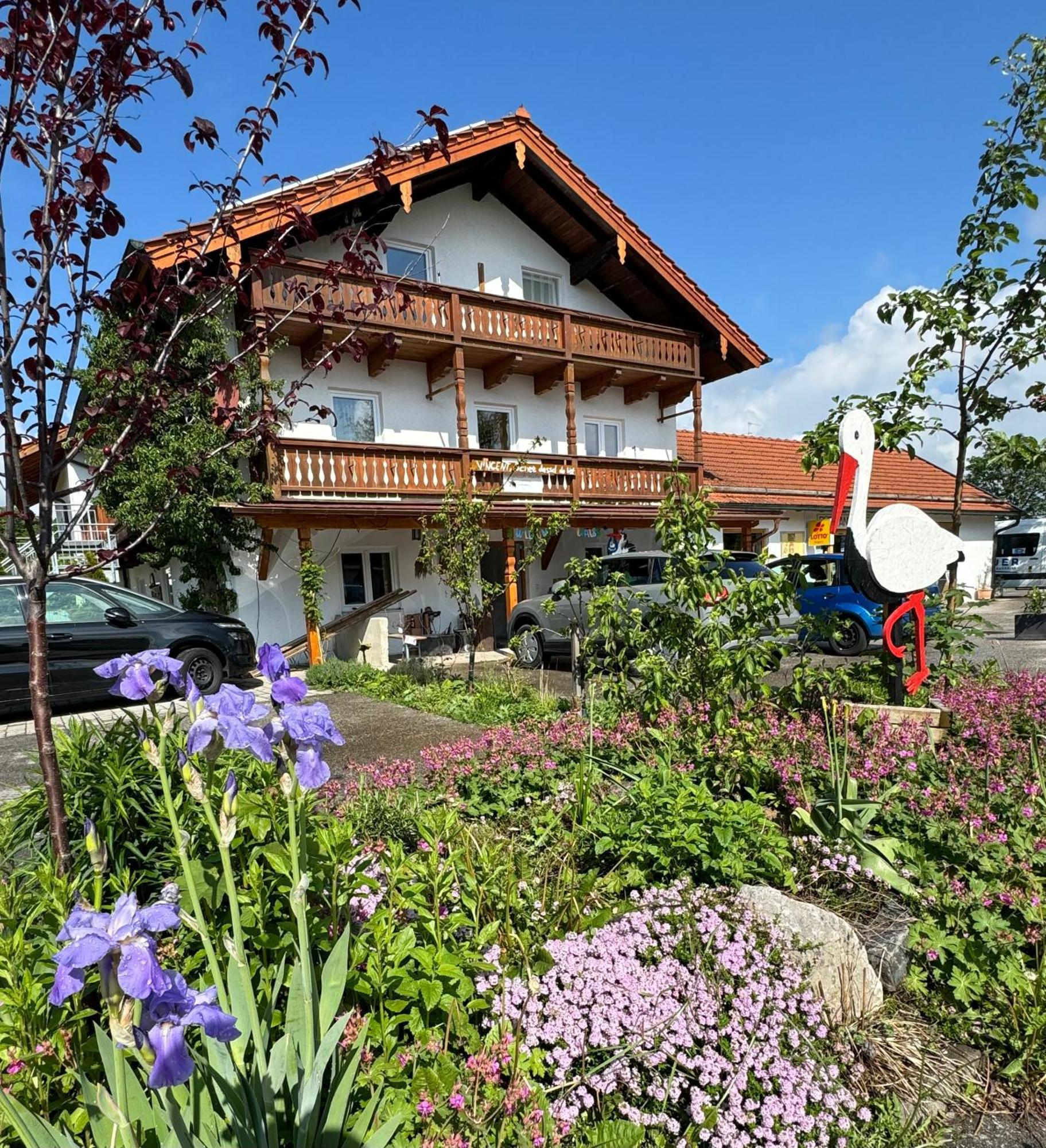 Ihre Ferienwohnung Bayrisch Mehr... Gstadt am Chiemsee Exterior photo